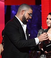 November202016-AmericanMusicAwards-00208.jpg
